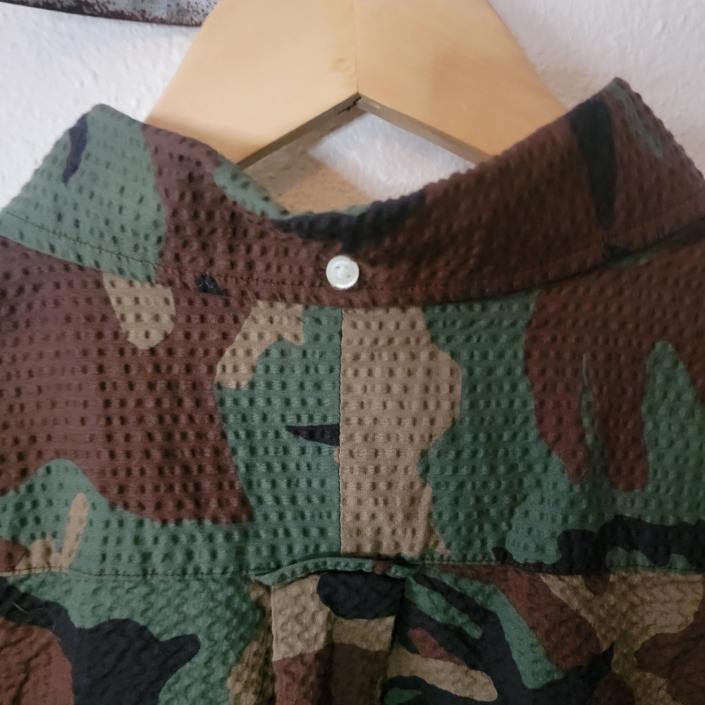 POLO RALPH LAURENMen's Classic-Fit Camo Seersucker ShirtSize Large.. - Picture 10 of 13